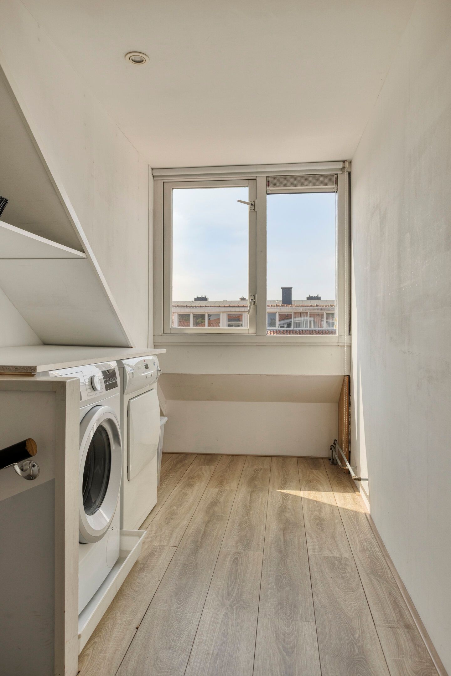 Foto 25 van Willem Klooslaan 39