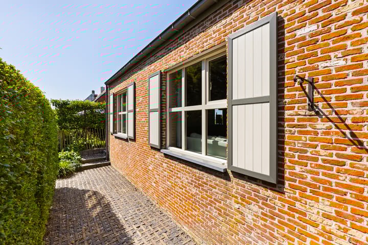 Foto 24 van Graauwsedijk 15