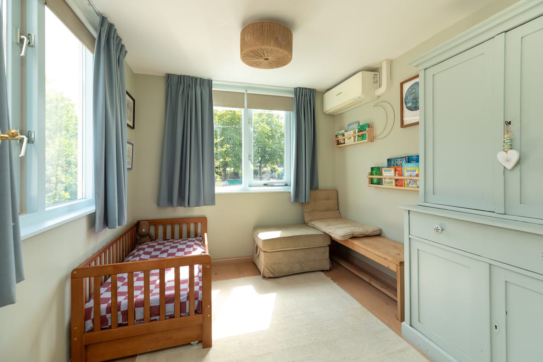 Foto 22 van Azaleastraat 21