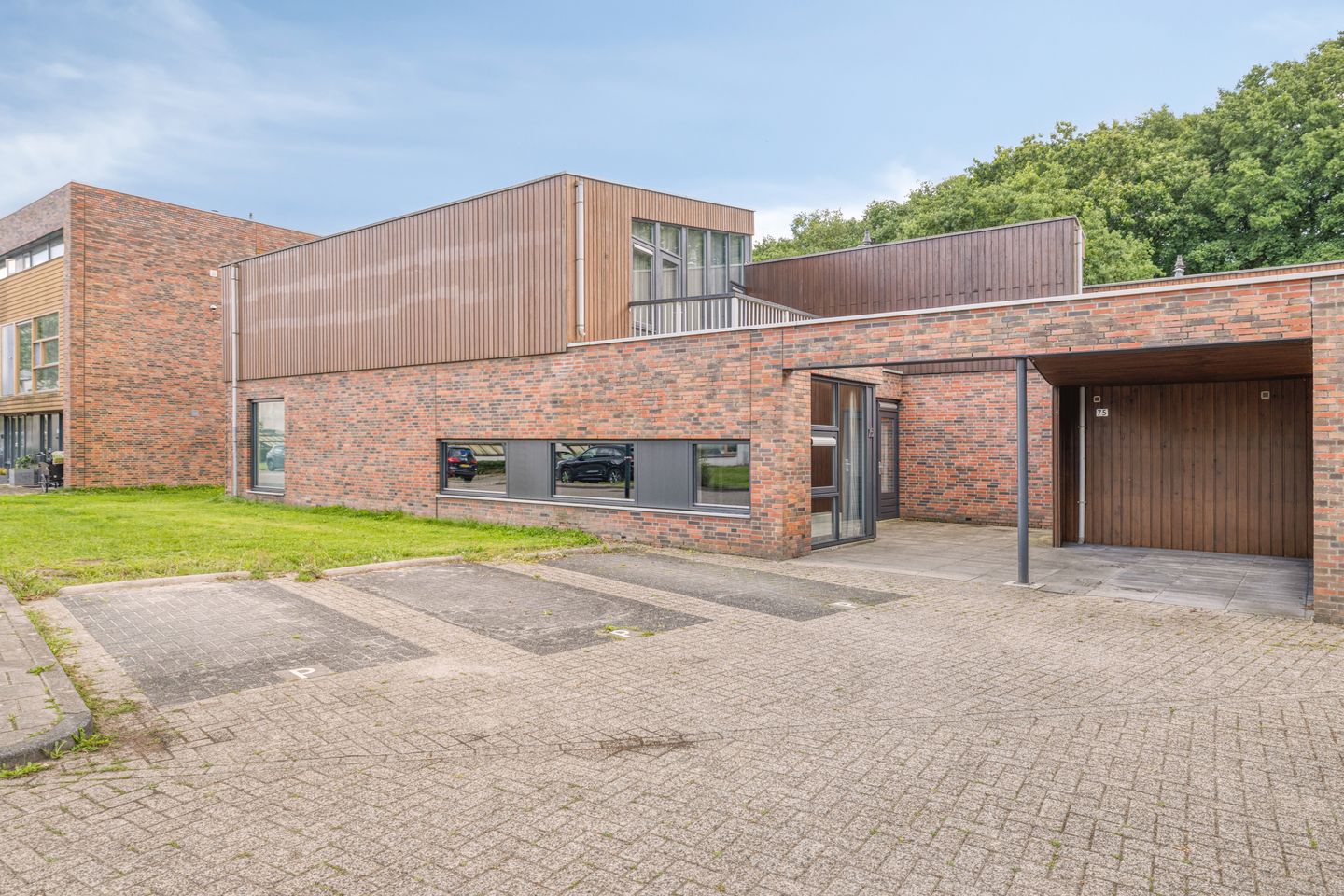 Photo 4 of Markkant 75