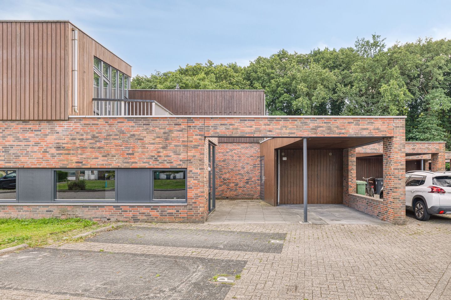 Photo 5 of Markkant 75