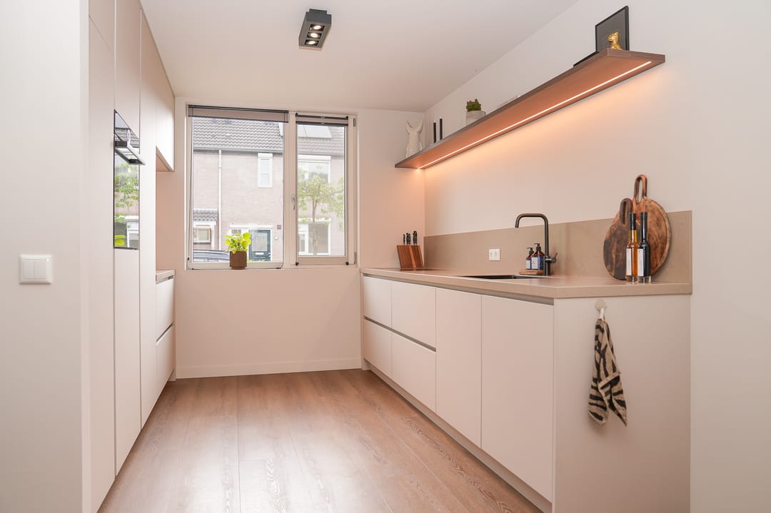 Foto 2 van Rossinistraat 61