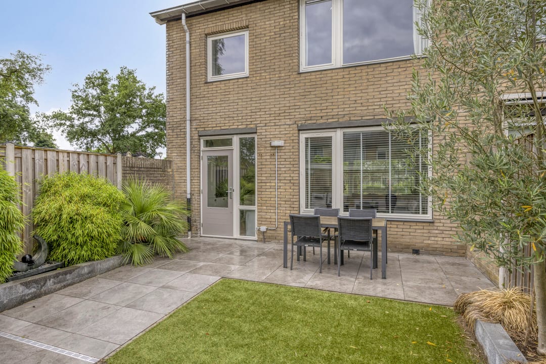 Foto 16 van Bergschot 300