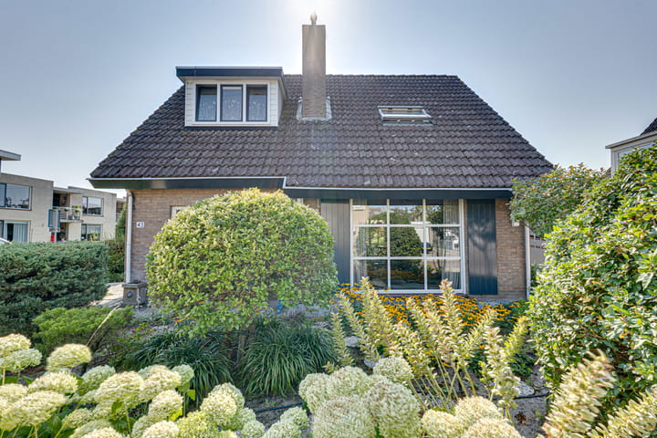 Photo 4 of Roompotstraat 43