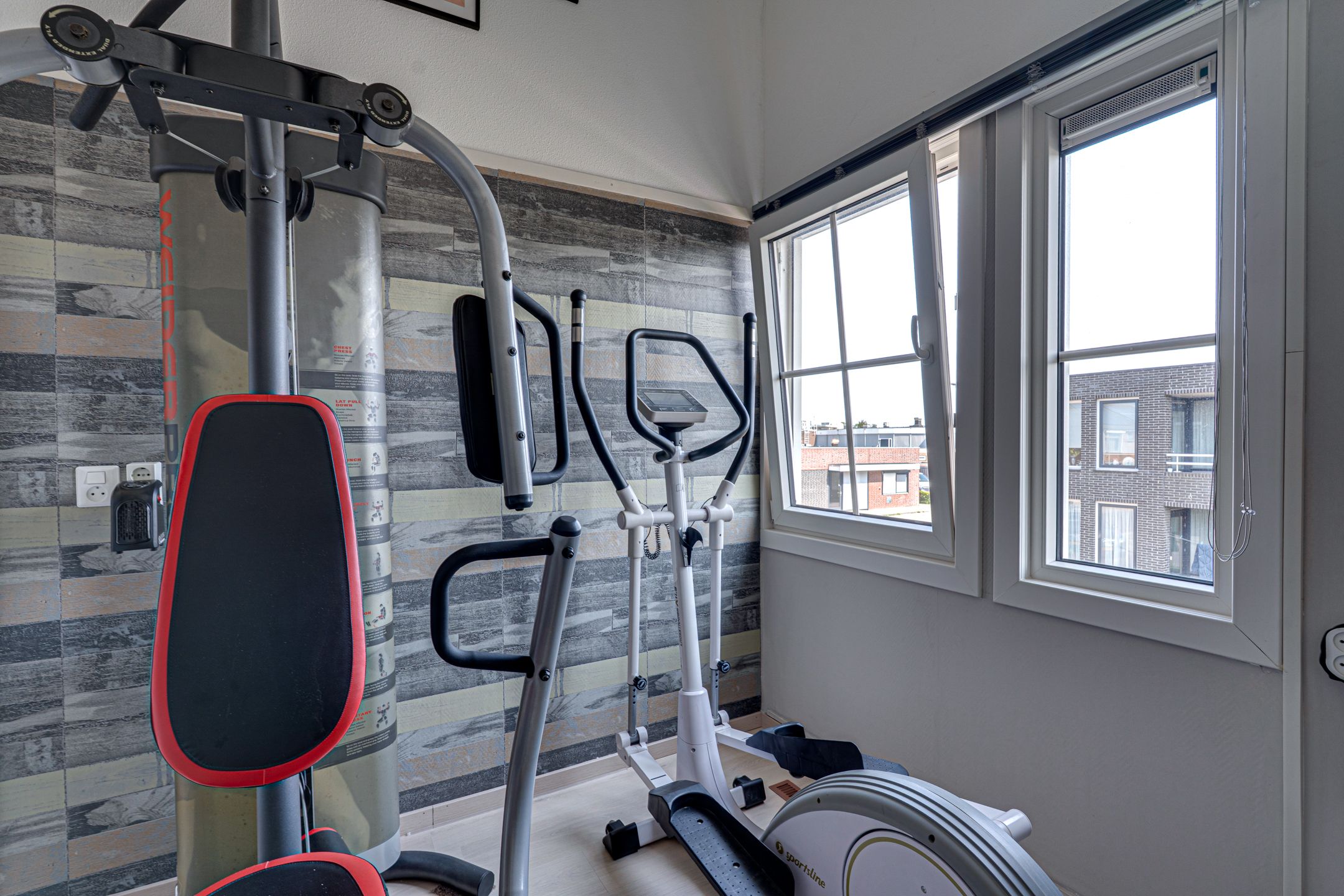 Photo 48 of Roompotstraat 43