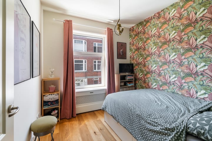 Foto 12 van Hoenderloostraat 48