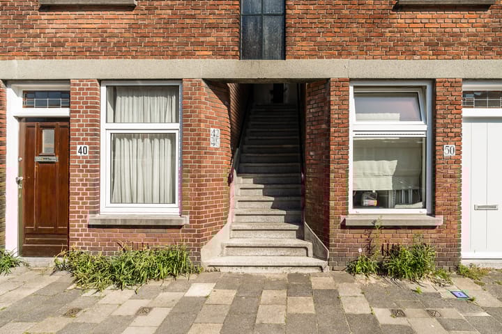 Foto 25 van Hoenderloostraat 48