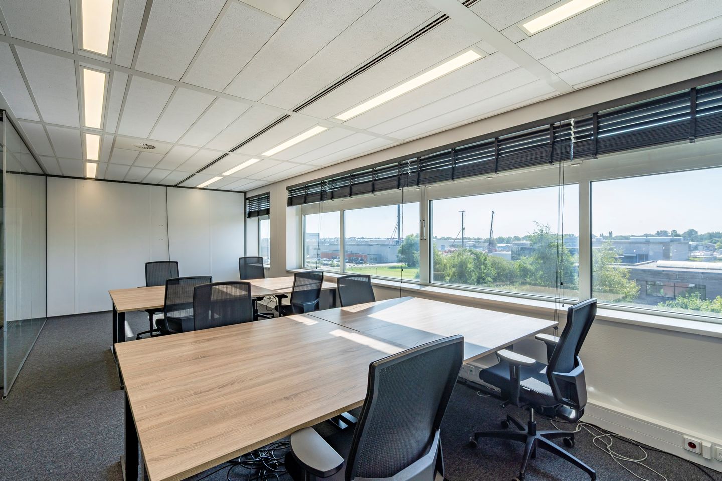 View photo 4 of Tupolevlaan 85