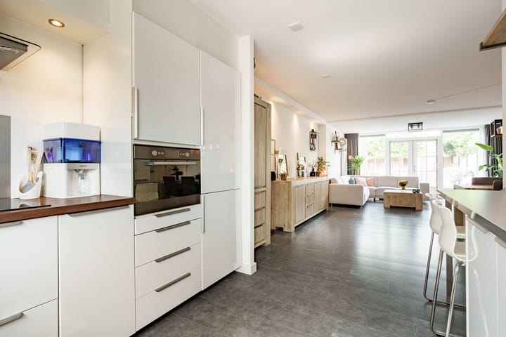 Foto 12 van Frederik van Eedenhove 23