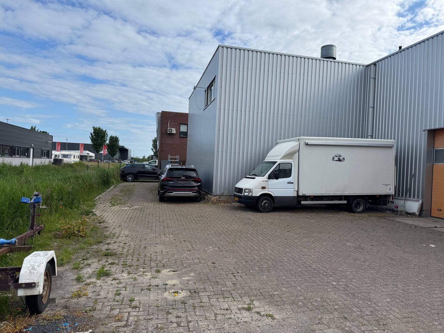 View photo 3 of De Trompet 22-j