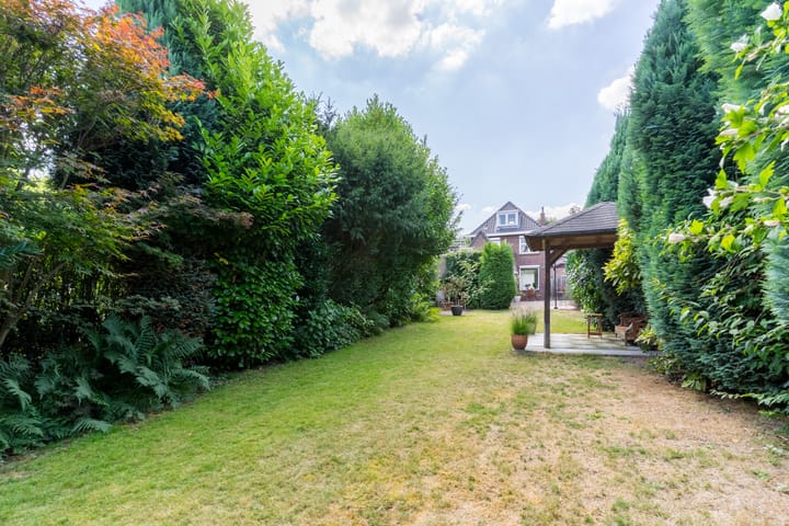 Photo 5 of Van Vroonhovenlaan 48