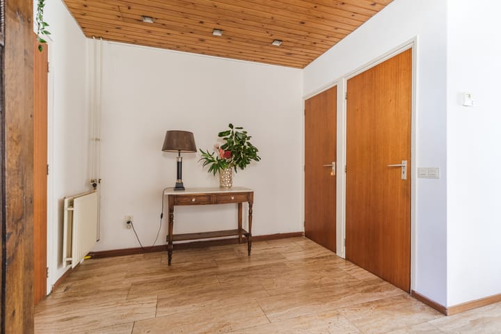 Photo 17 of Van Vroonhovenlaan 48