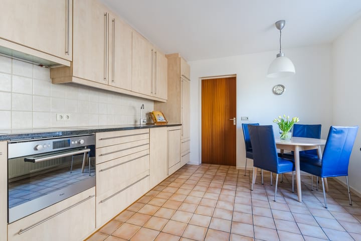 Photo 20 of Van Vroonhovenlaan 48