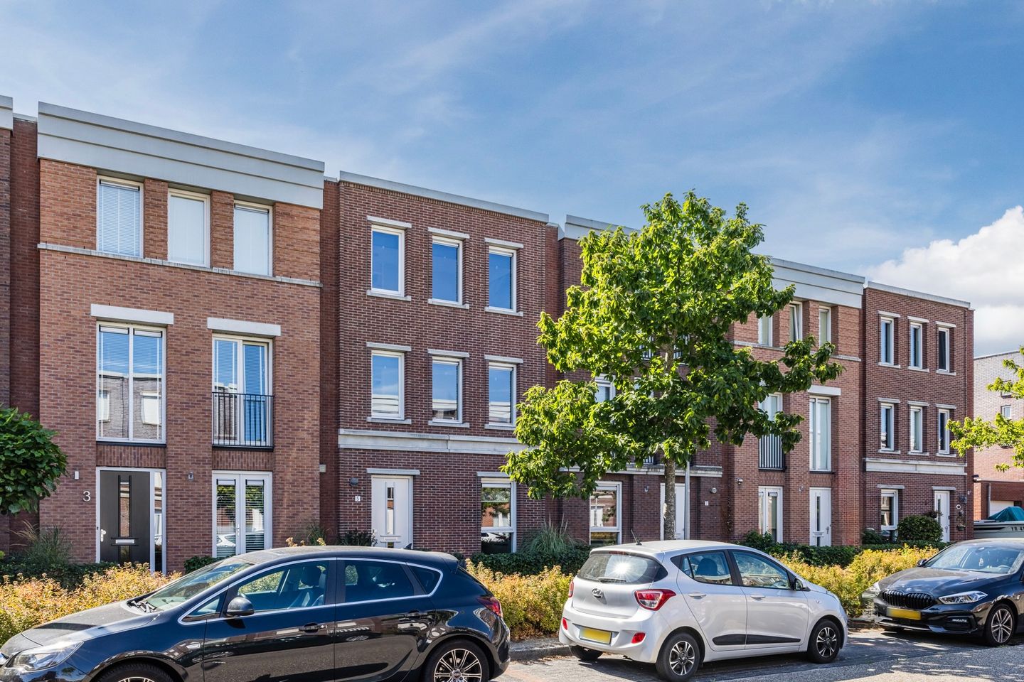 Foto 1 van Moeder Teresalaan 5