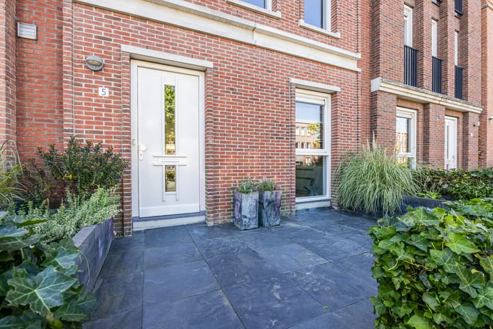 Foto 2 van Moeder Teresalaan 5