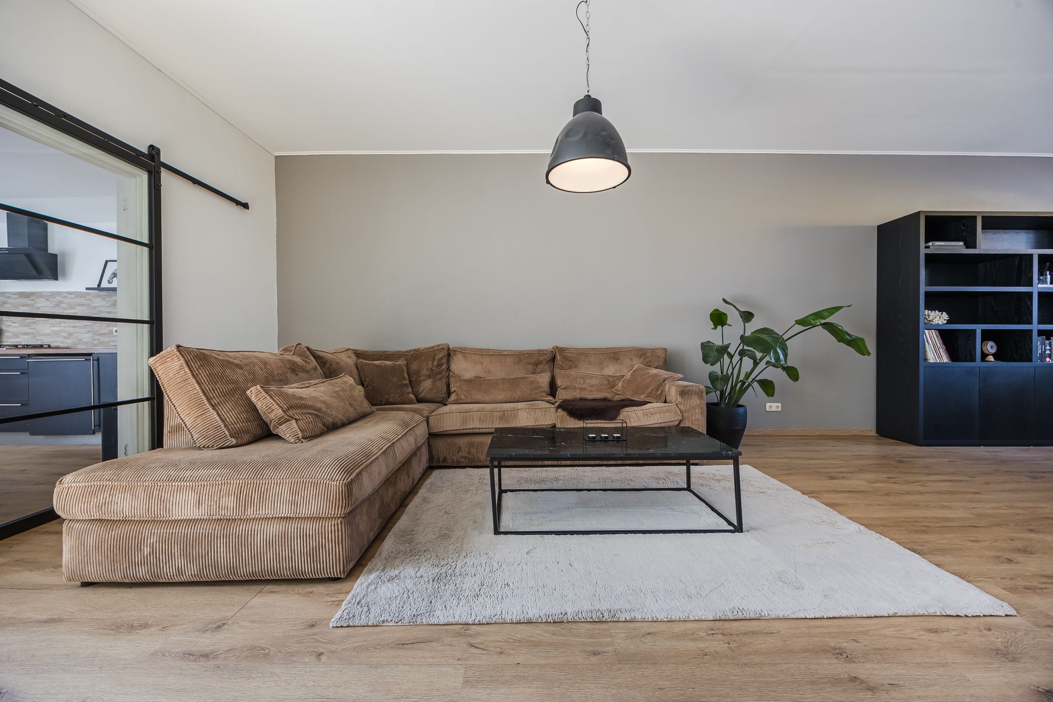 Photo 12 of Boulevard 117