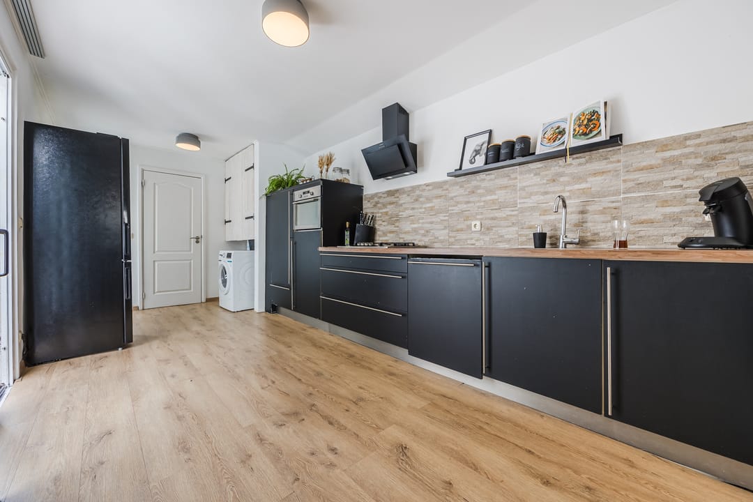 Photo 17 of Boulevard 117