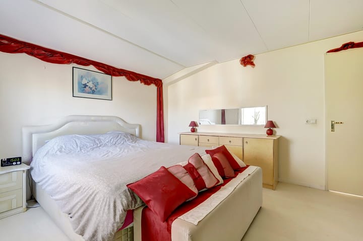 Photo 13 of Mulockstraat 6