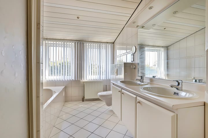 Photo 15 of Mulockstraat 6