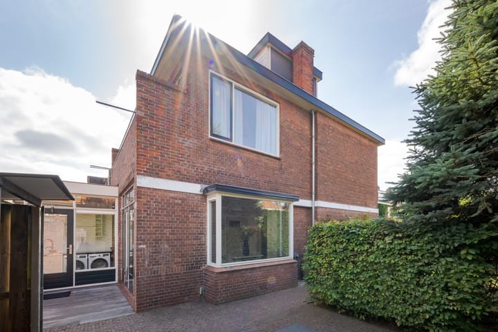 Foto 50 van Willem de Zwijgerlaan 86