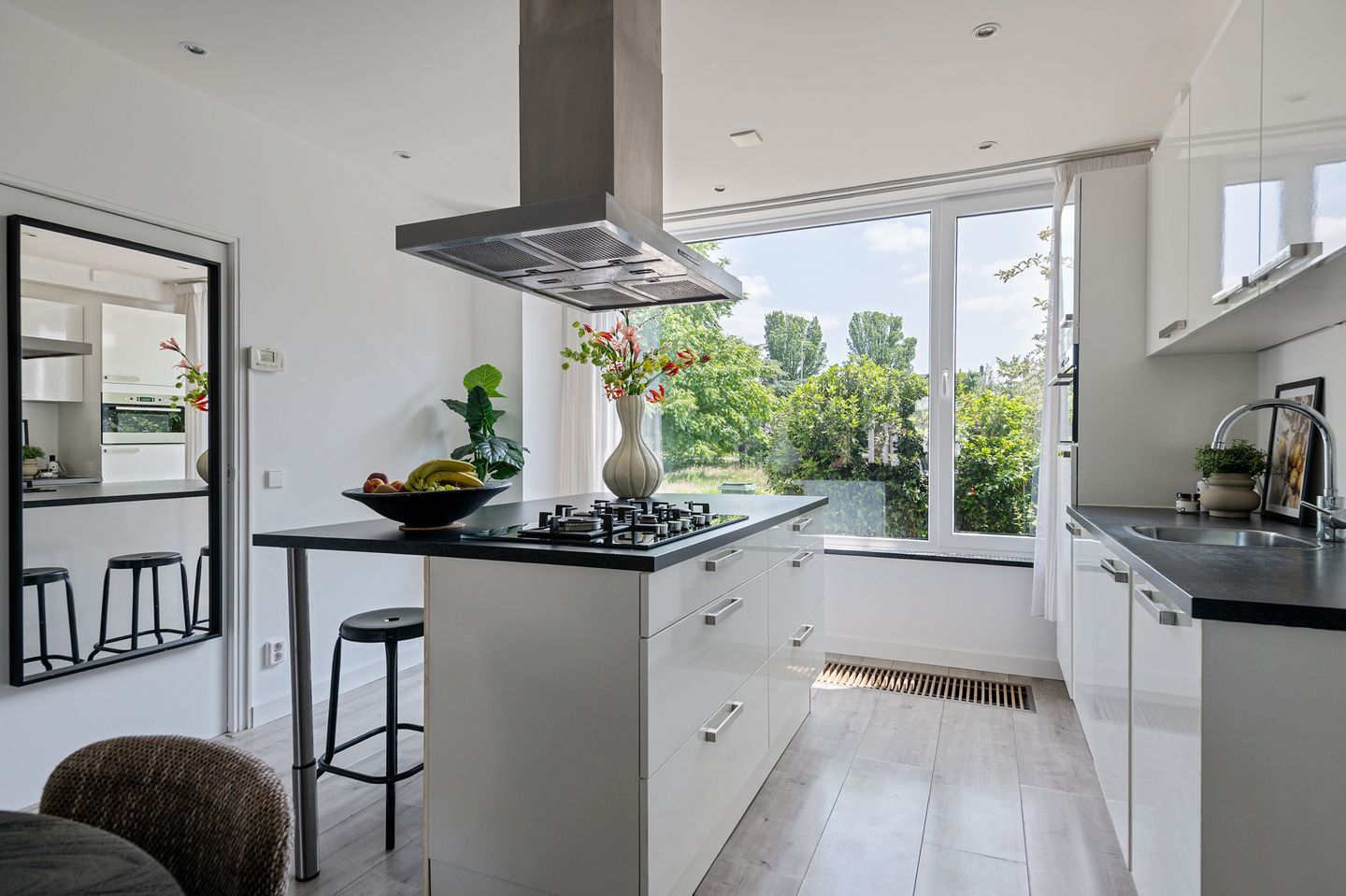 Foto 10 van Lodewijk van Deyssellaan 266