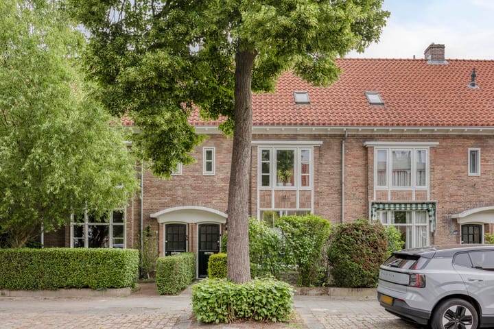 Foto 1 van Petrus Dondersstraat 85