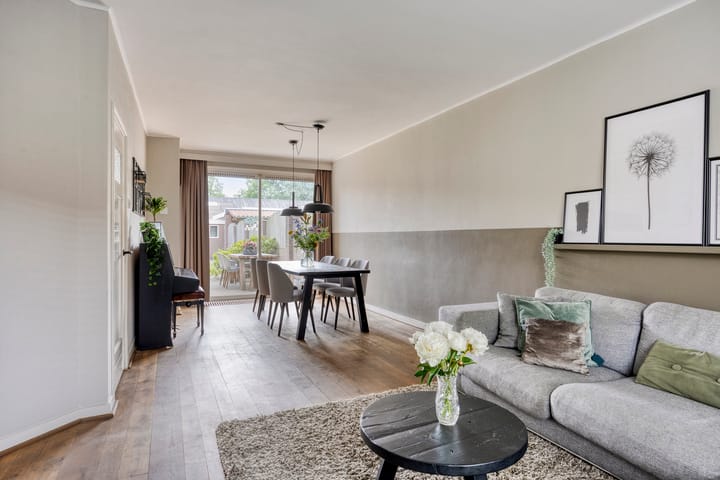 Foto 10 van Petrus Dondersstraat 85