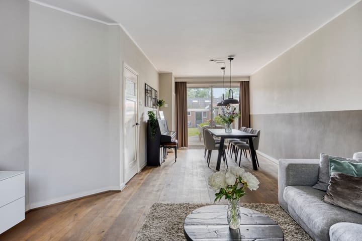 Foto 11 van Petrus Dondersstraat 85