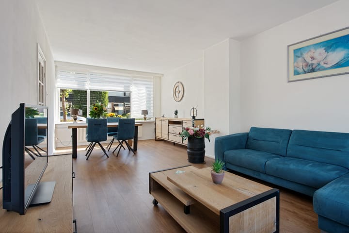 Photo 2 of Van der Duin van Maasdamlaan 15