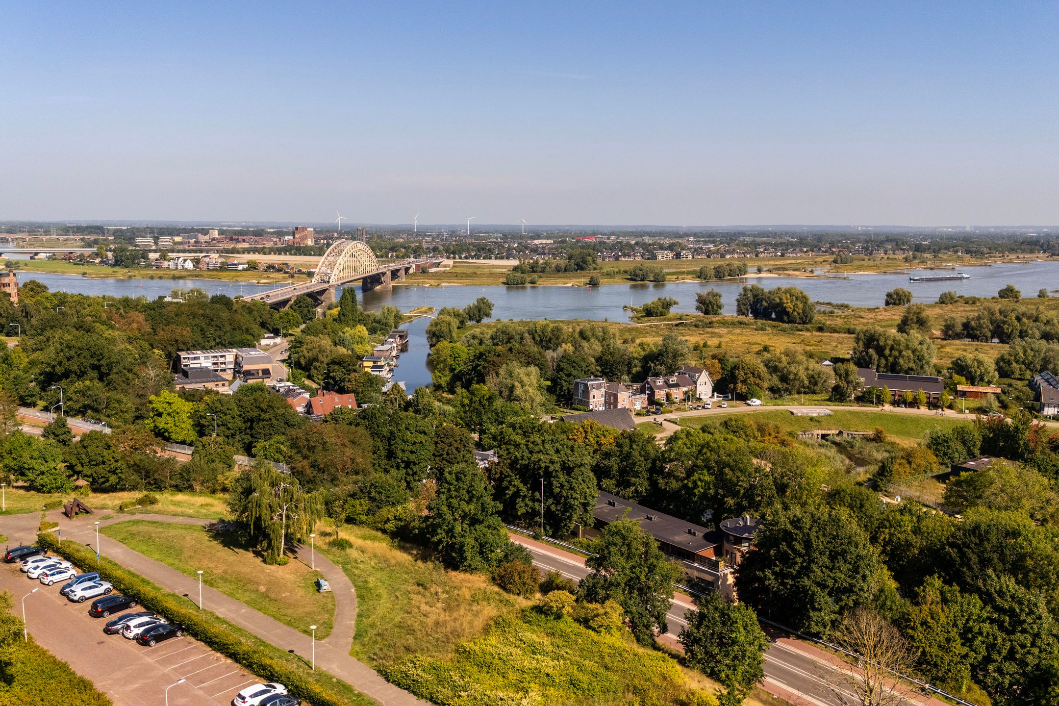 Foto 9 van Hugo de Grootstraat 116