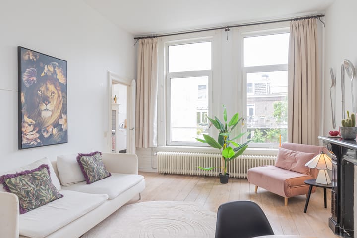 Photo 7 of Ruyschstraat 4-2