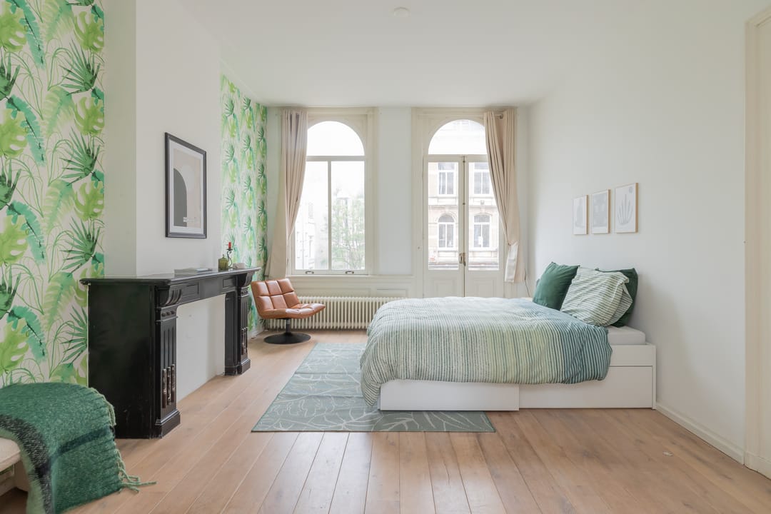 Photo 17 of Ruyschstraat 4-2