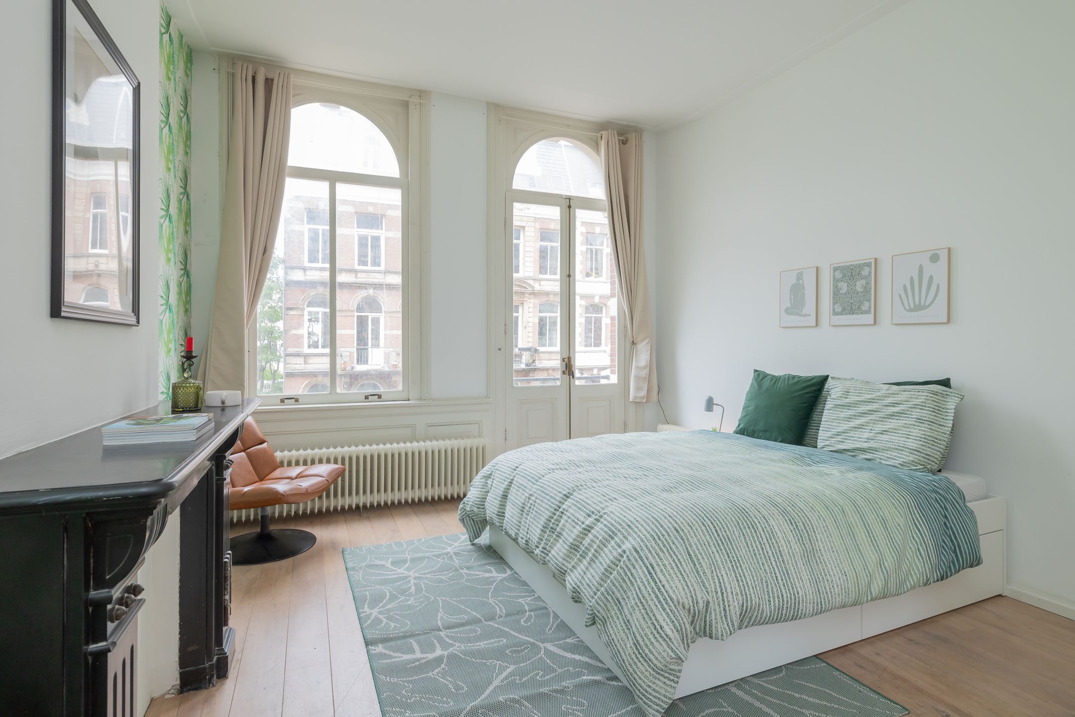 Photo 18 of Ruyschstraat 4-2