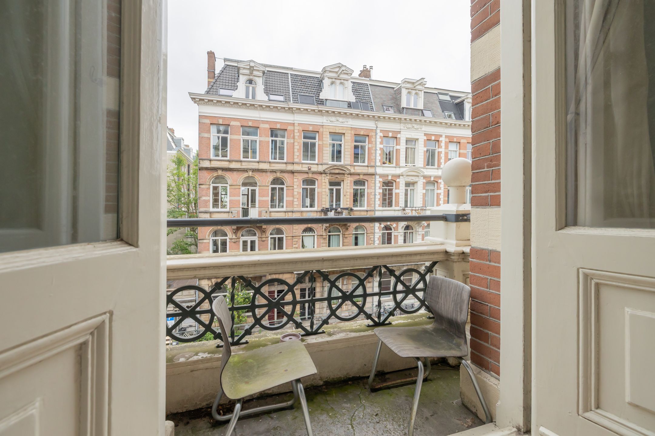 Photo 21 of Ruyschstraat 4-2