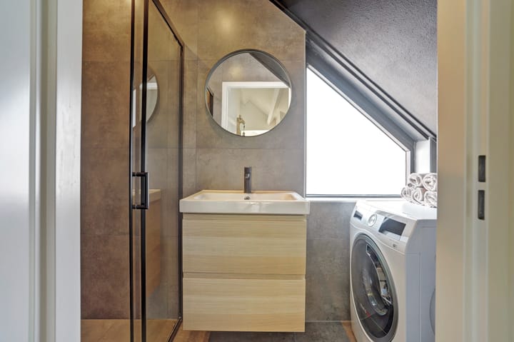 Photo 21 of Repel 112