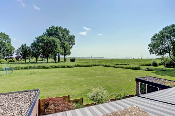 Photo 24 of Repel 112