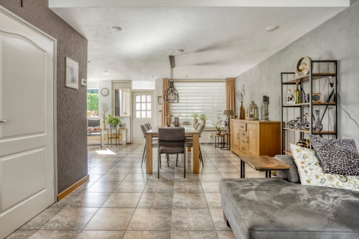 Photo 10 of Europalaan 26