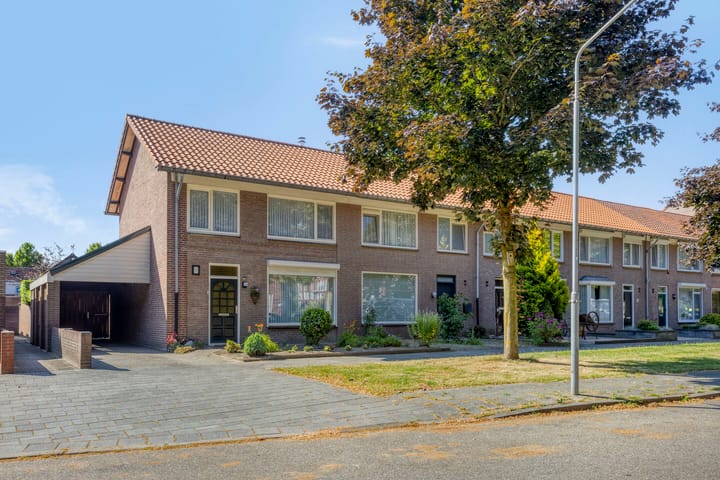 Photo 35 of Europalaan 26