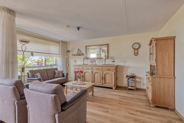 Photo 4 of Lehárstraat 138