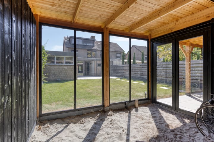 Photo 33 of Nieuwe Baan 19