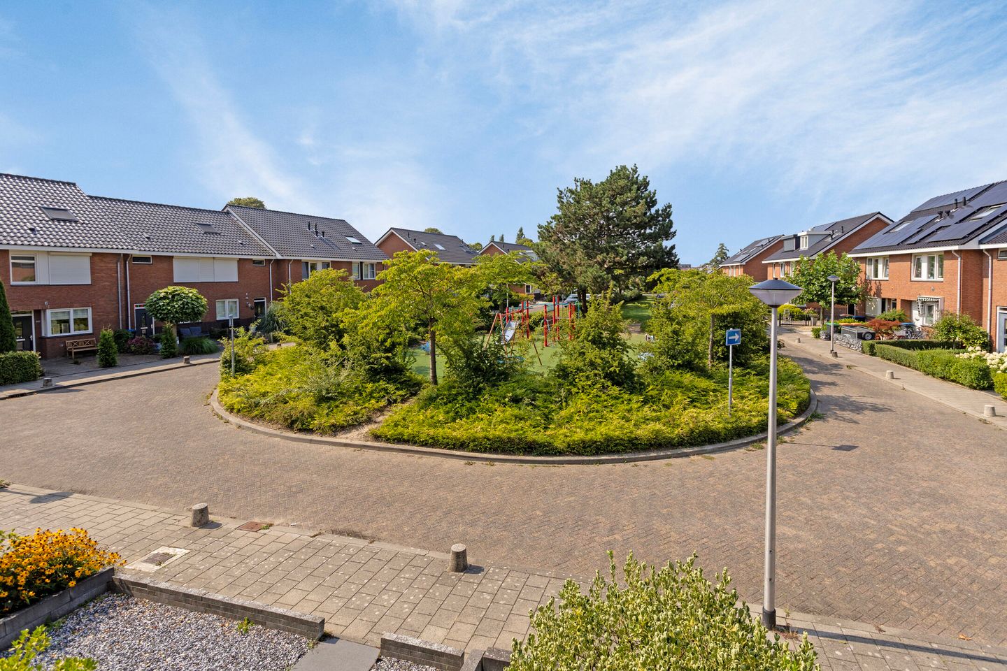 Photo 5 of Ambachtshof 16