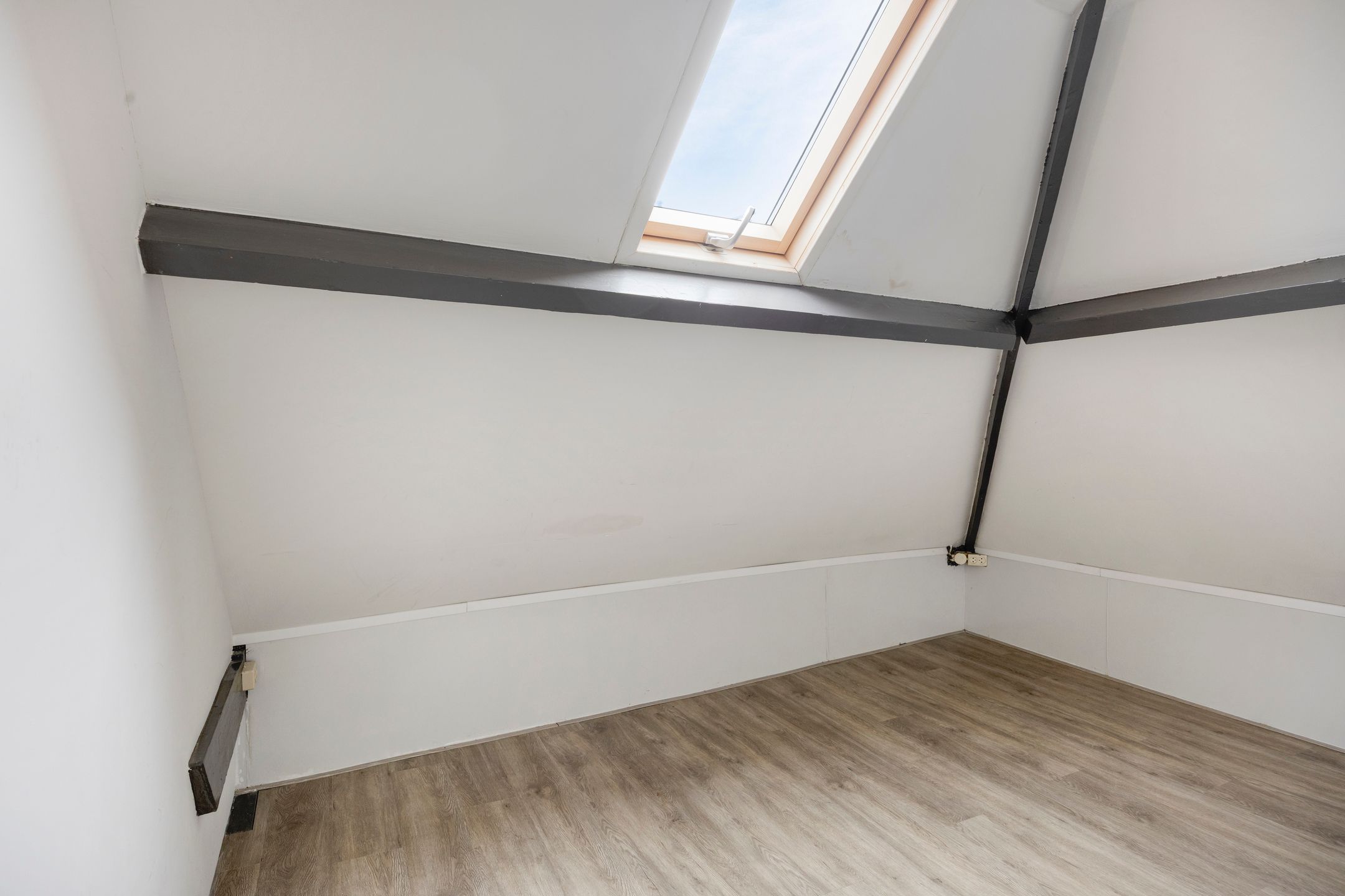 Foto 12 van Tweede Walstraat 101