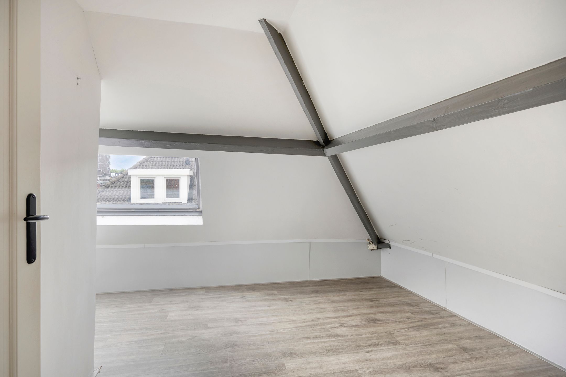 Foto 15 van Tweede Walstraat 101