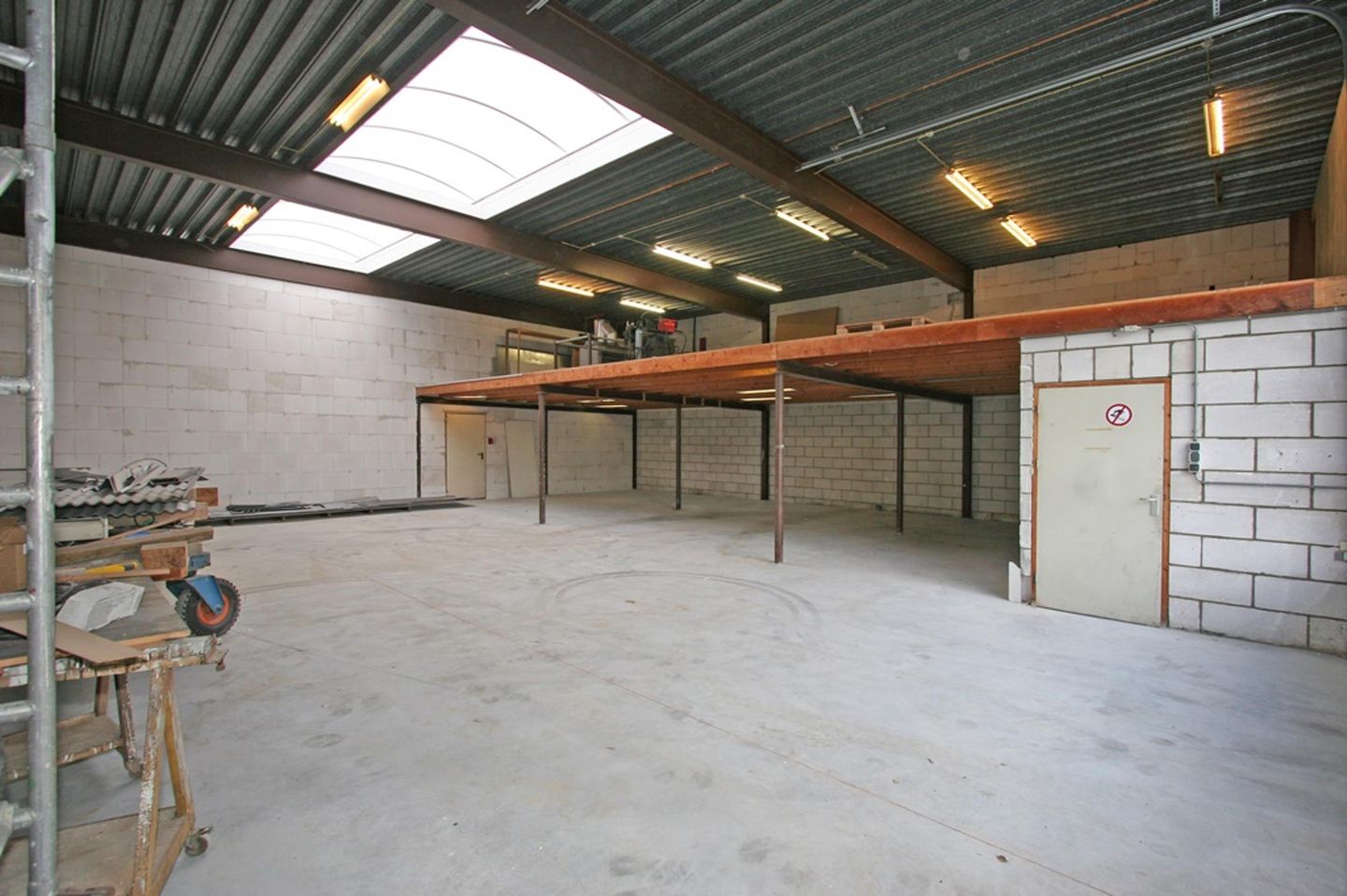 View photo 2 of Het Wolbert 30