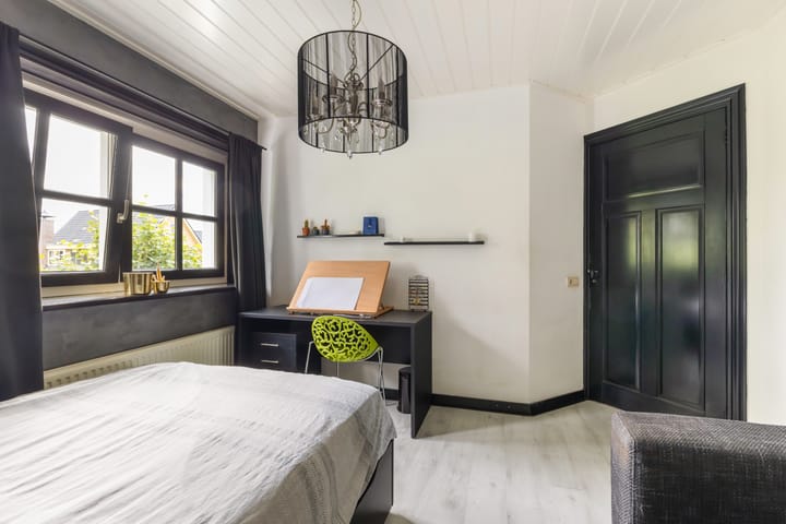 Photo 40 of Seringstraat 37