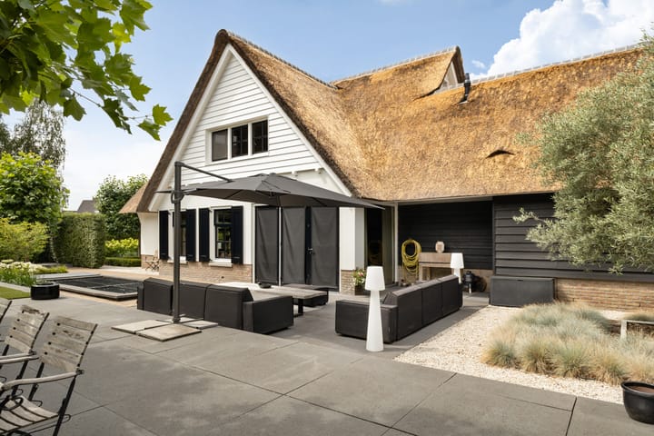 Photo 51 of Seringstraat 37