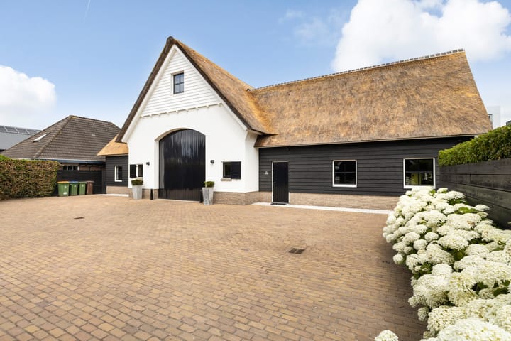 Photo 64 of Seringstraat 37