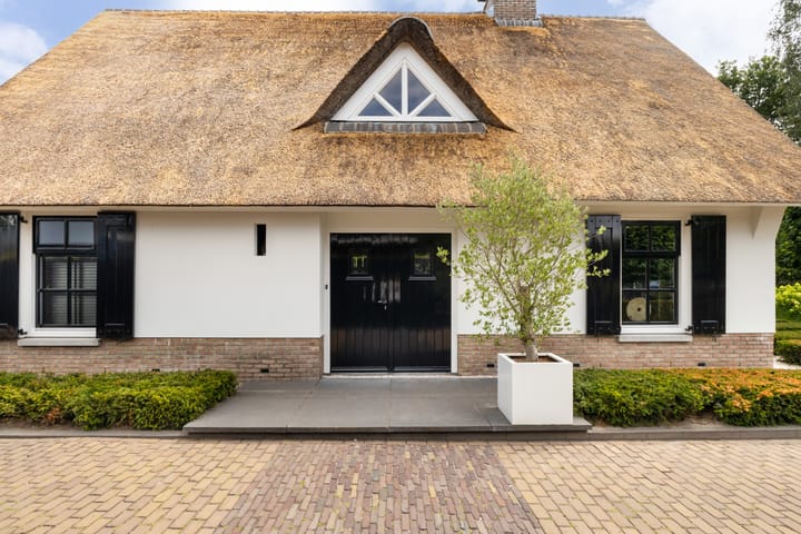 Photo 77 of Seringstraat 37