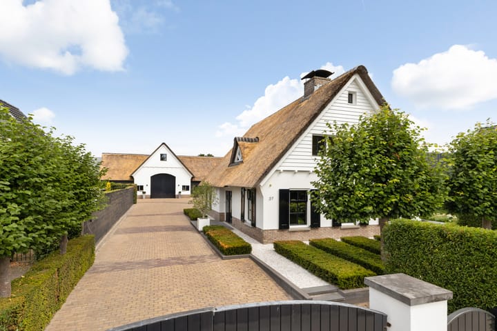 Photo 81 of Seringstraat 37