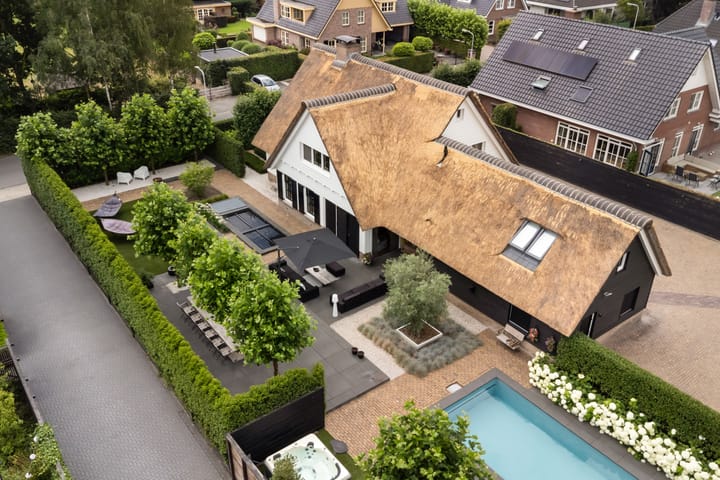 Photo 82 of Seringstraat 37